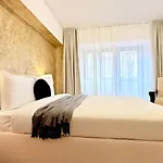 Διαμέρισμα Spacious 2br Steps From The Palace Of Parliament - Walk Everywhere *