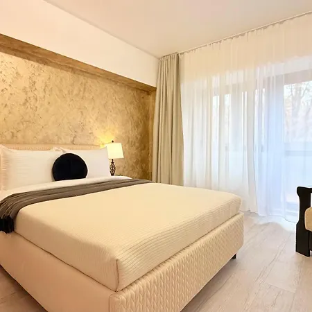 Spacious 2br Steps From The Palace Of Parliament - Walk Everywhere Appartement *