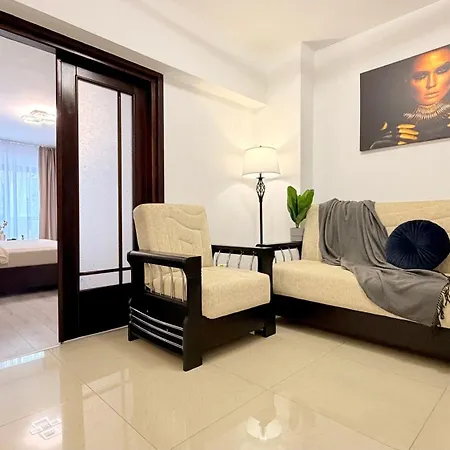 Spacious 2br Steps From The Palace Of Parliament - Walk Everywhere * Bucarest