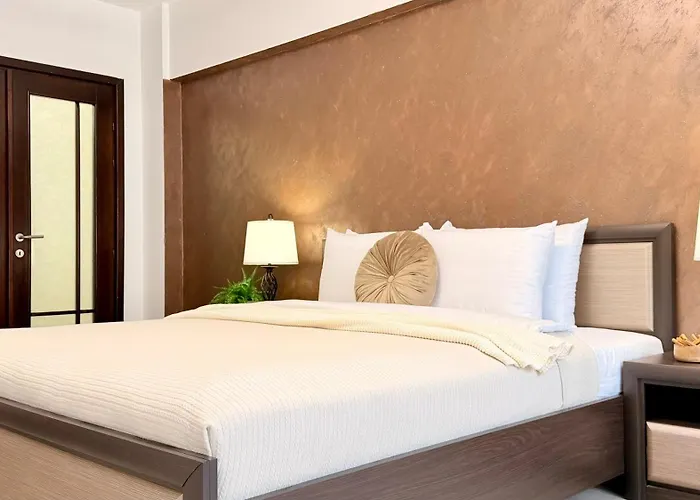 Spacious 2br Steps From The Palace Of Parliament - Walk Everywhere * ブカレスト
