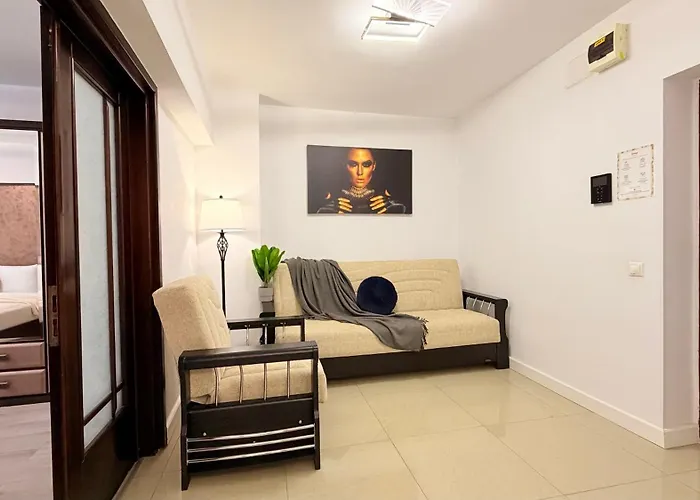 Spacious 2br Steps From The Palace Of Parliament - Walk Everywhere アパート